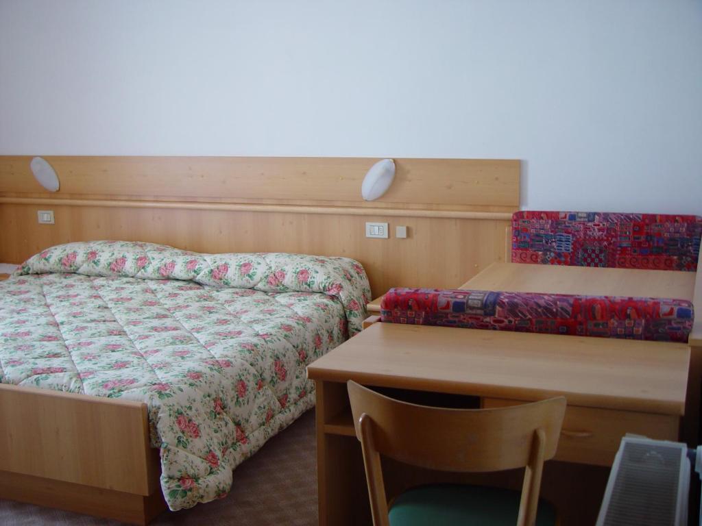 Dolomiti Appart&Rooms Varena Rom bilde